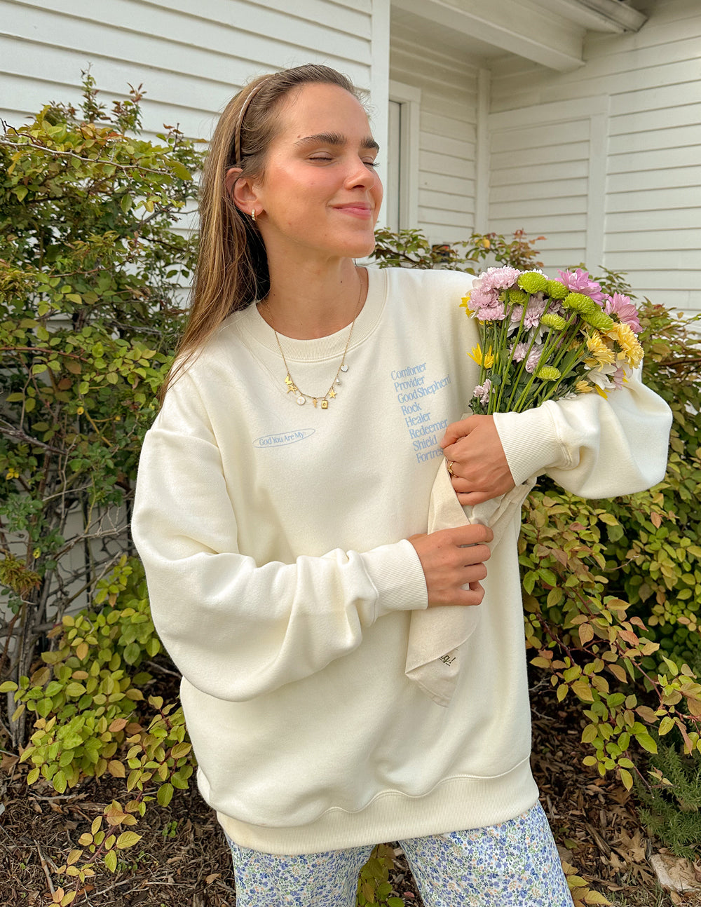 Elevated Faith Christian Crewneck Sweatshirt in Cream with Text Design and Relaxed Fit